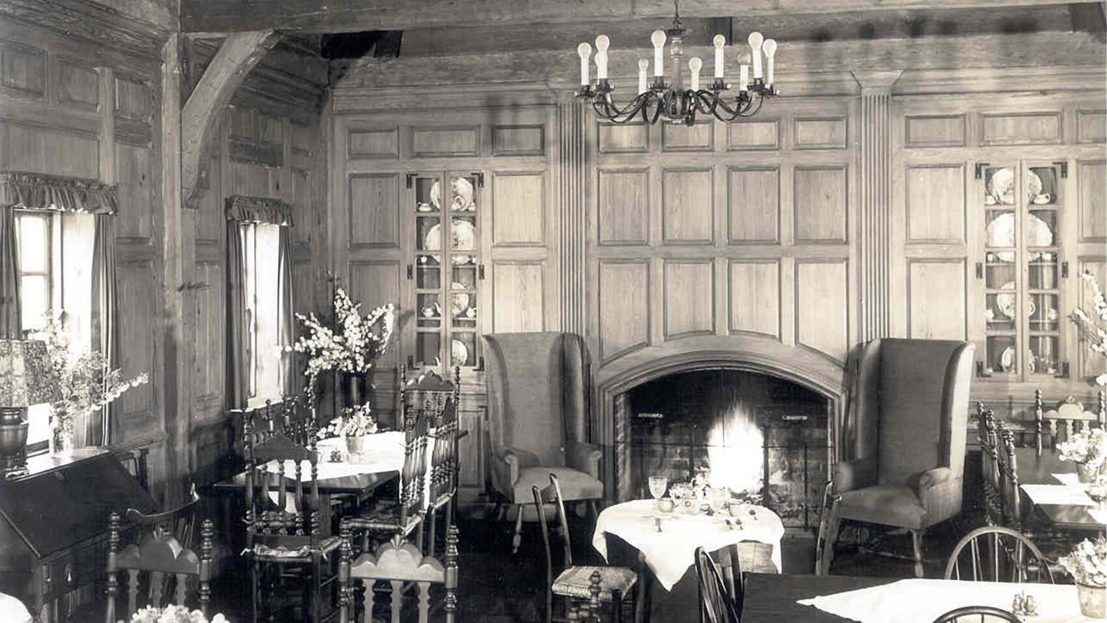 Interior image from 1930s of the Log House