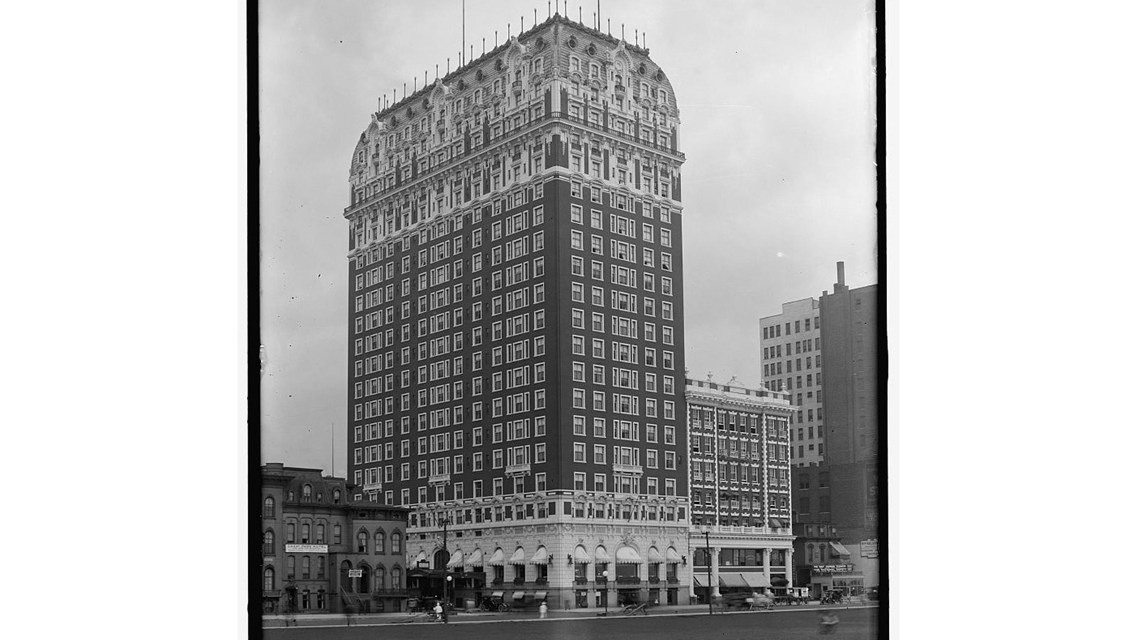 Exterior of the Blackstone Hotel building, LOC Photo