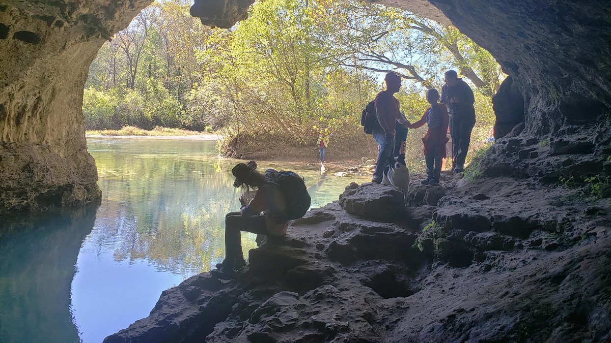 Cave Spring Trail (U.S. National Park Service)