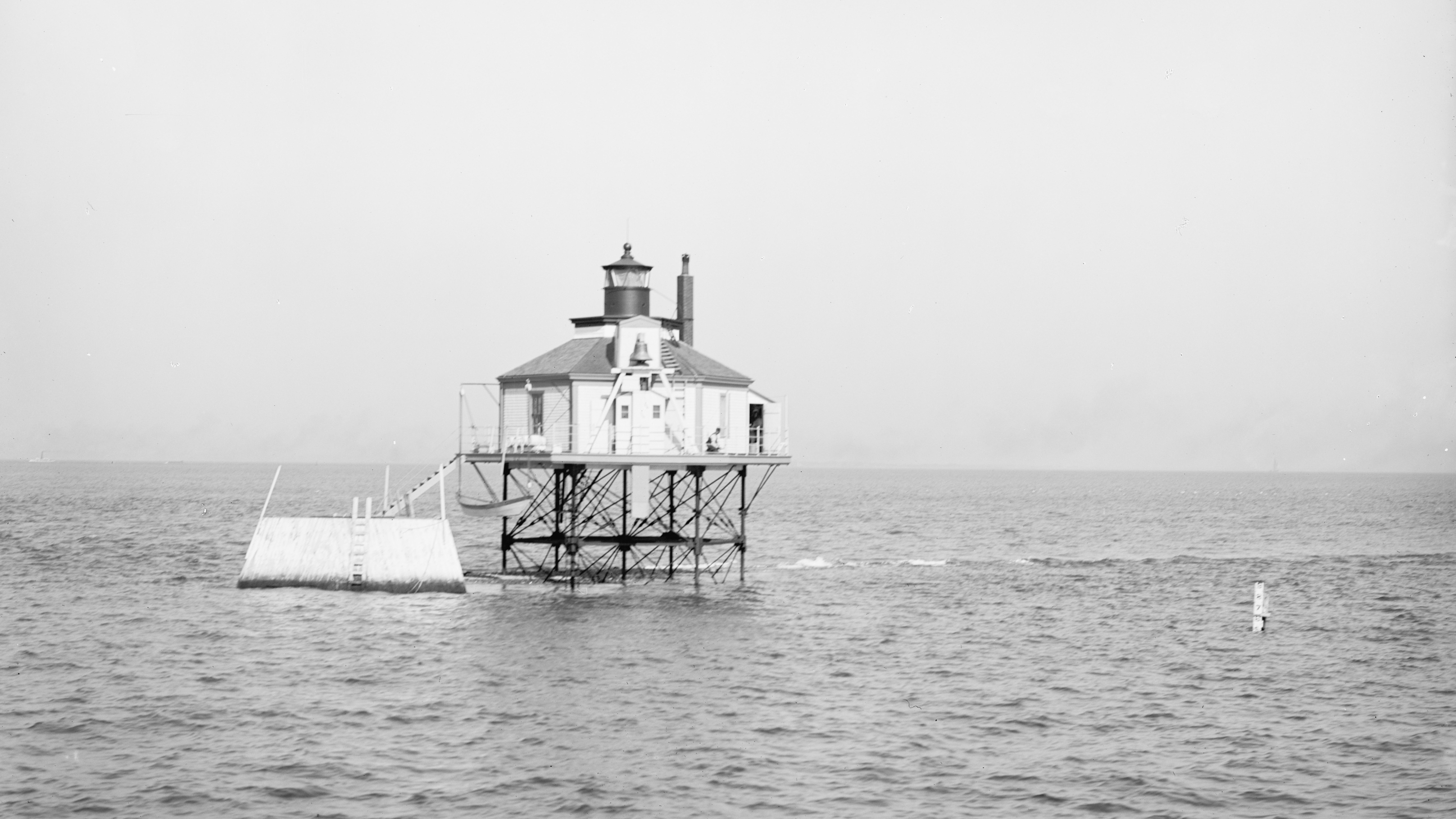 Narrows Bug Light U.S. National Park Service