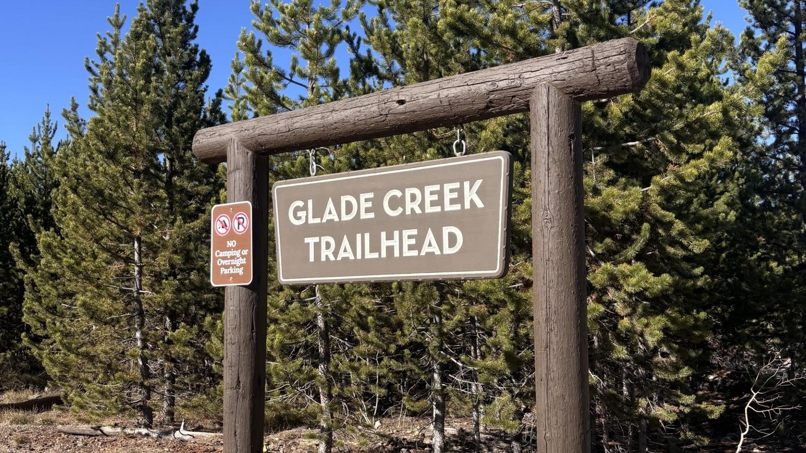 Sign for Glade Creek Trailhead