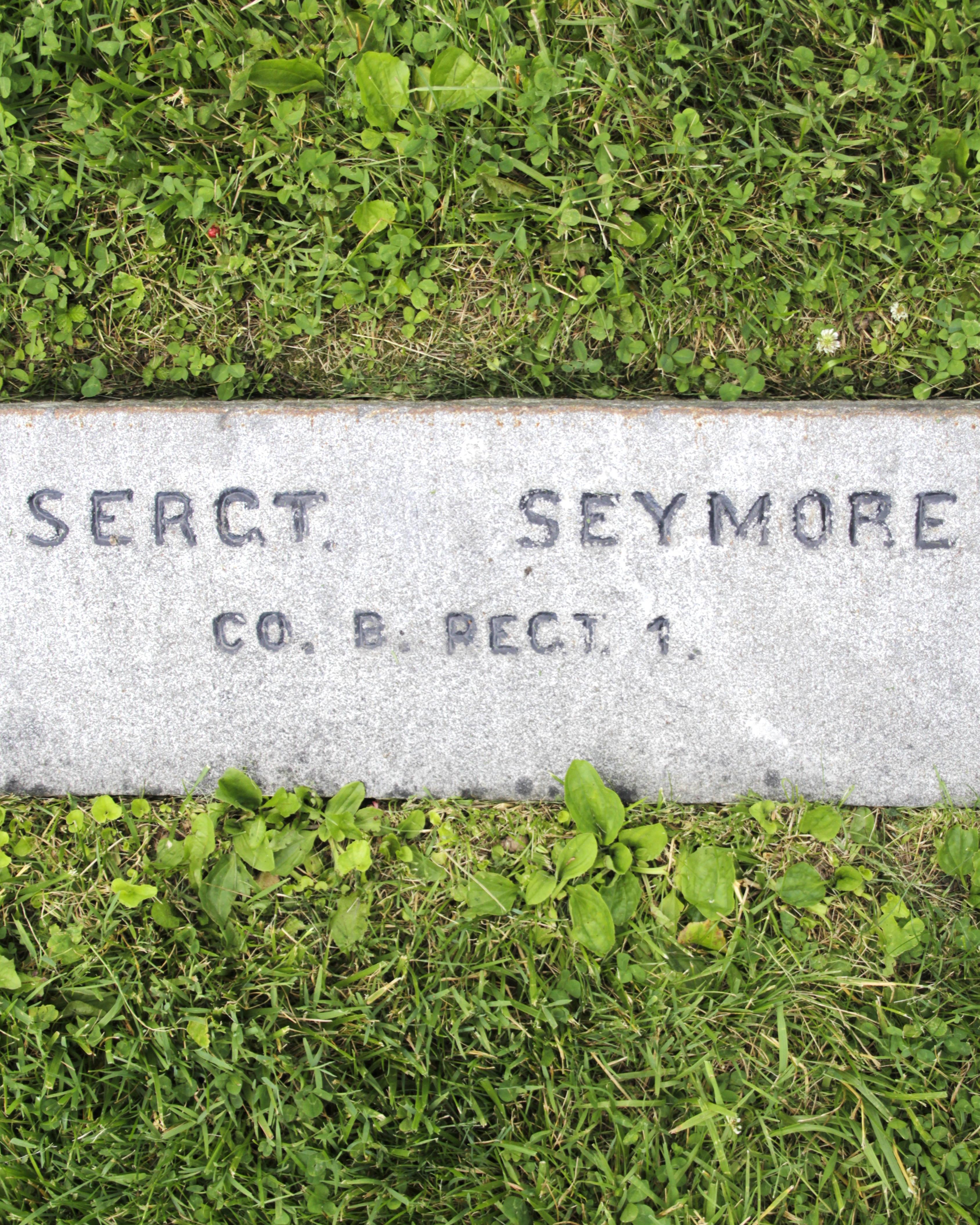 Gravestone of Thomas Seymore in Gettysburg National Cemetery
