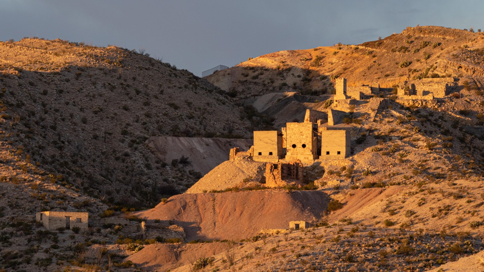 Morning light at the Mariscal Mine