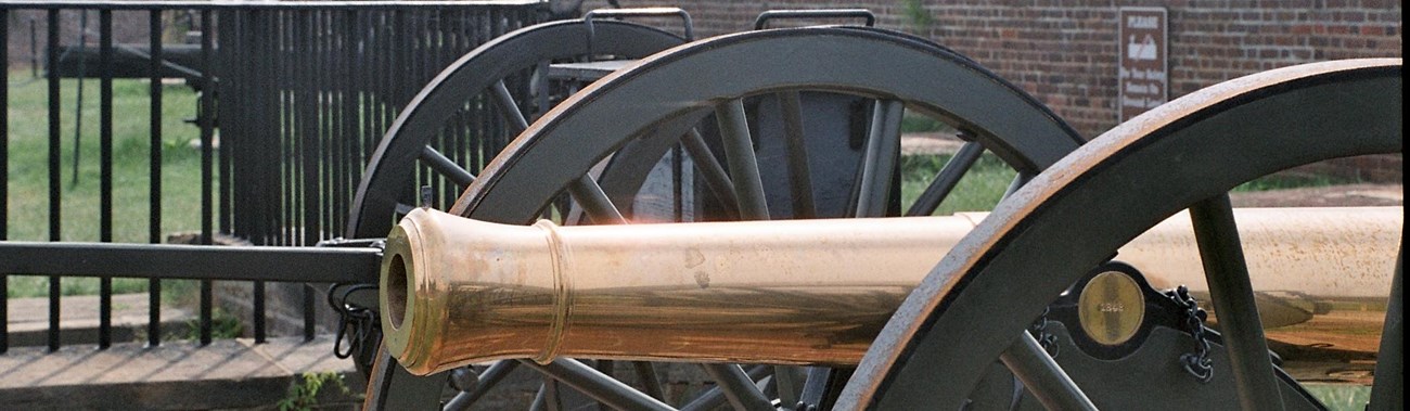 Cannons at Fort Washington