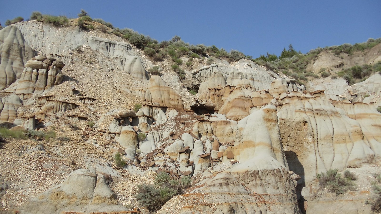 Badlands on Painted Canyon Trail