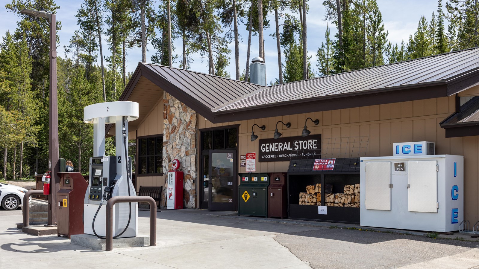 Store with gas pumps in front