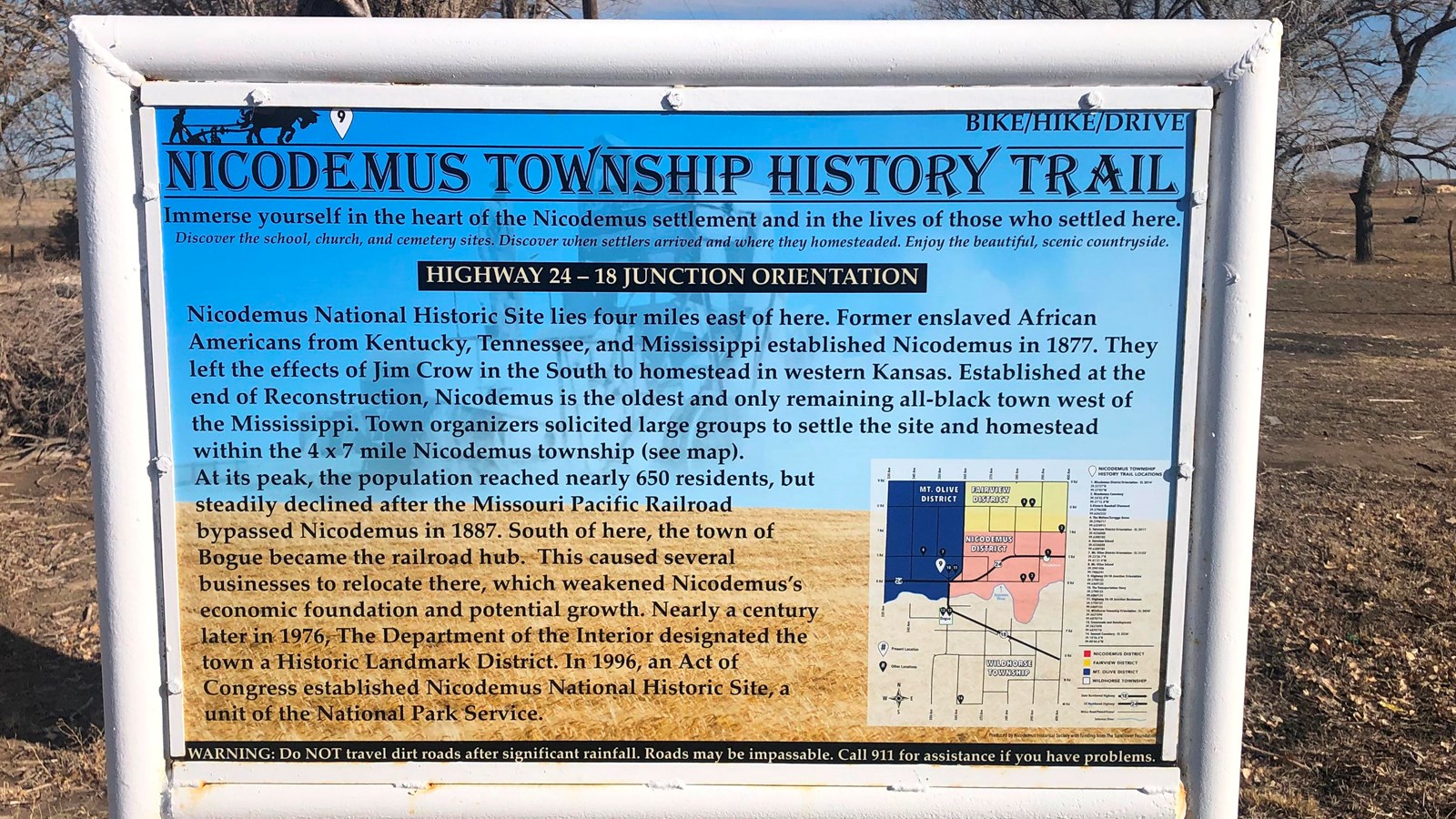 Sign with same text