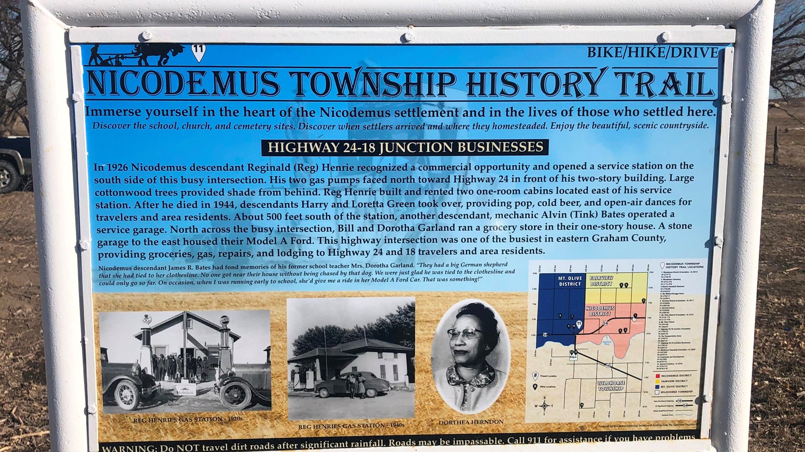 Sign with same text