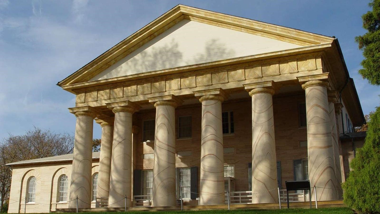The Arlington House in the morning light