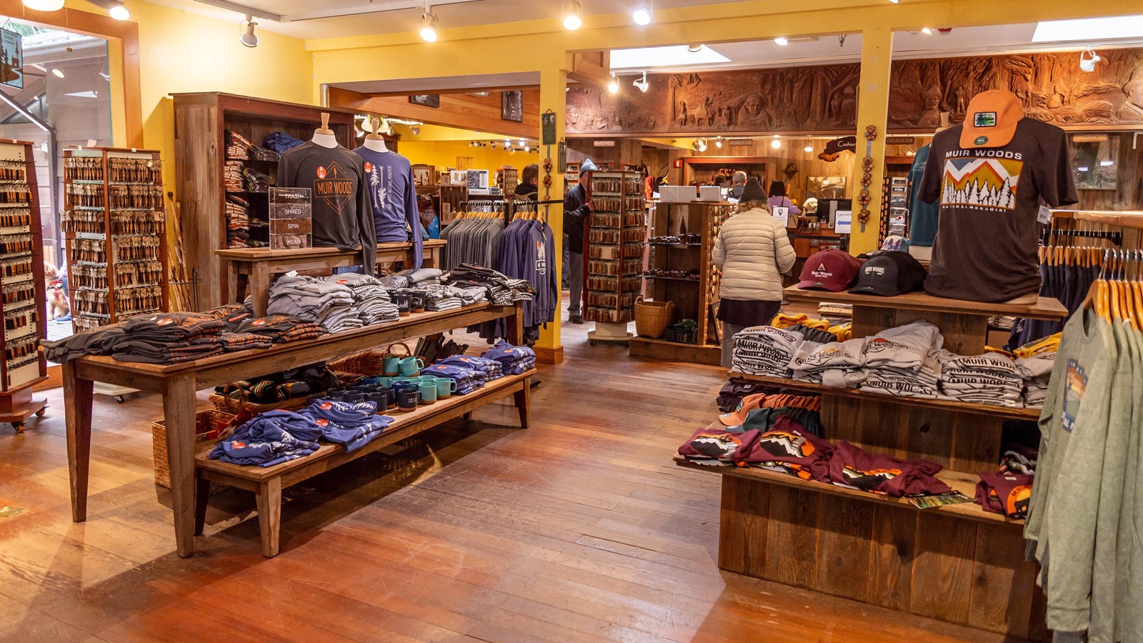 Visitors at the entrance to the Muir Woods Trading Company