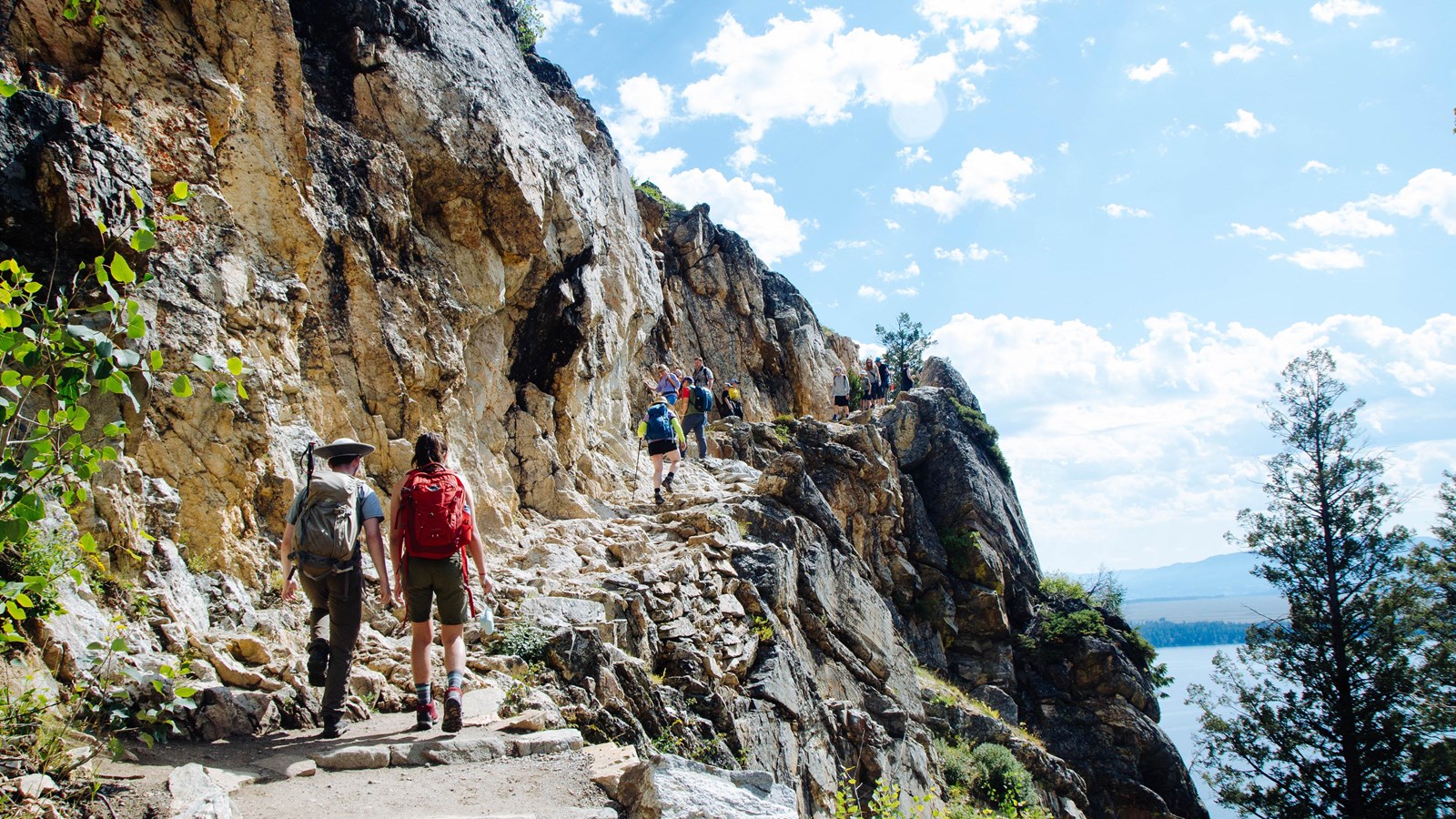 Hikers going up the trail to the popular Inspiration Point.