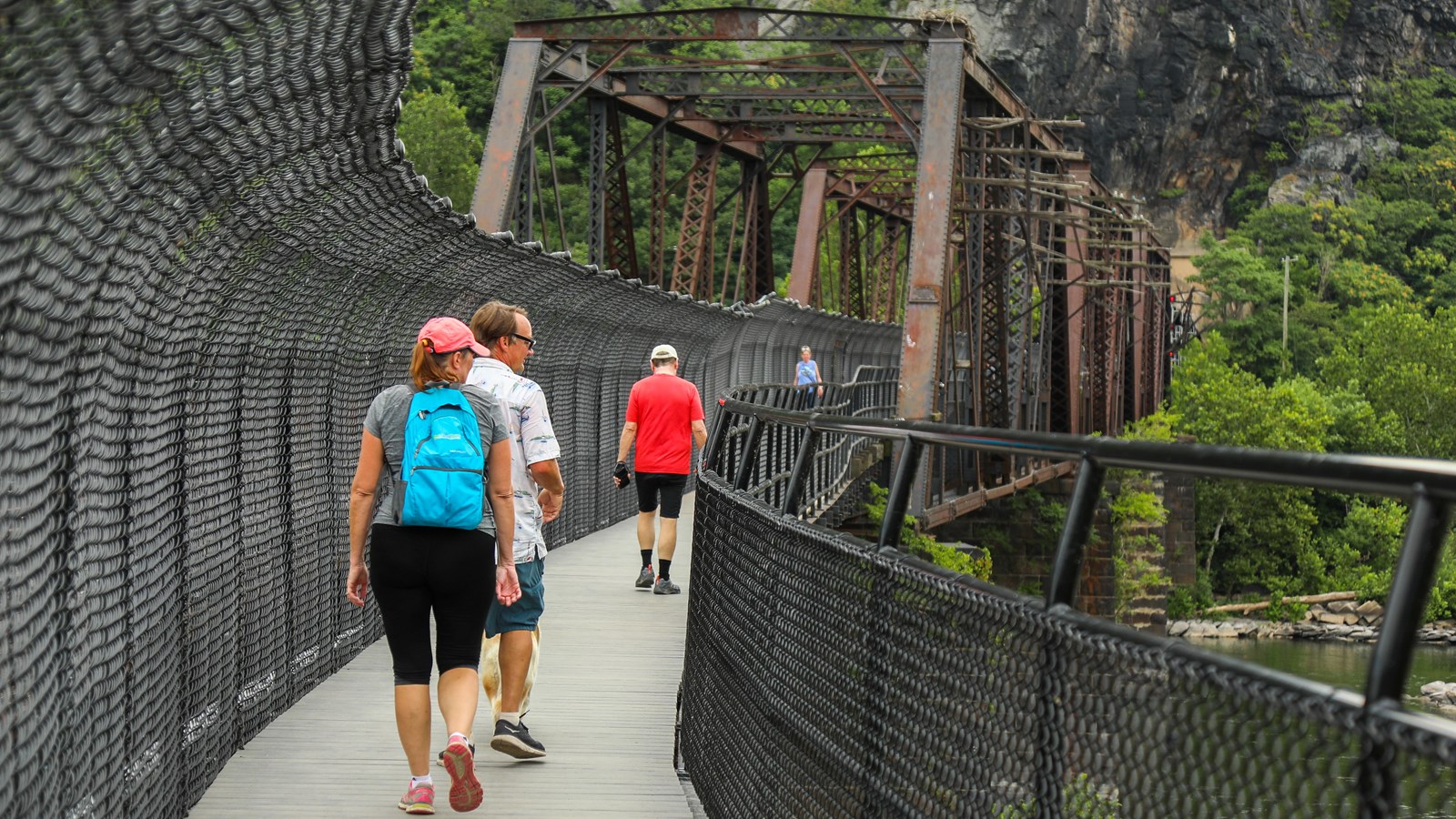 footbridge-to-c-o-and-maryland-heights
