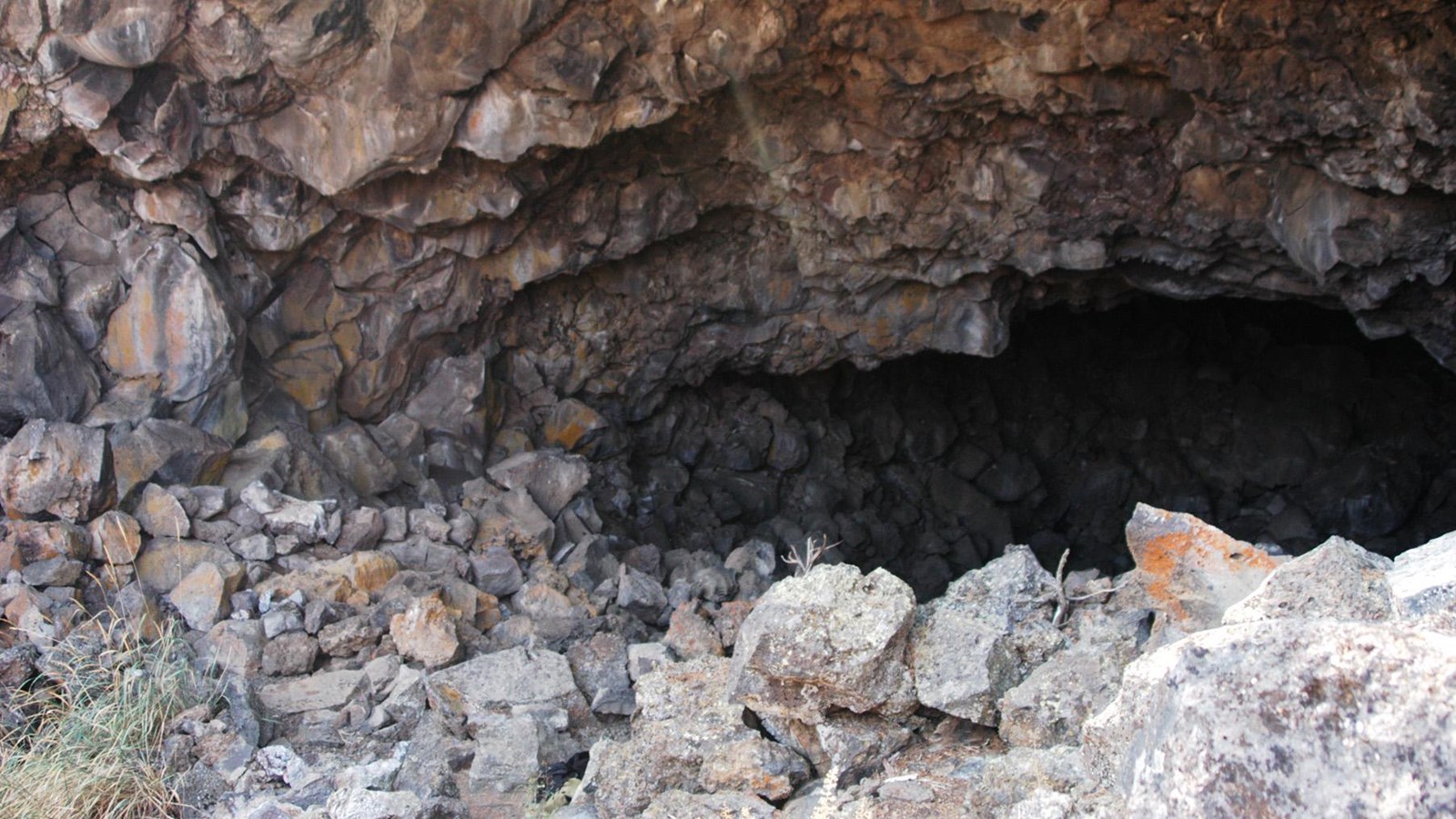 Symbol Bridge Cave entrance