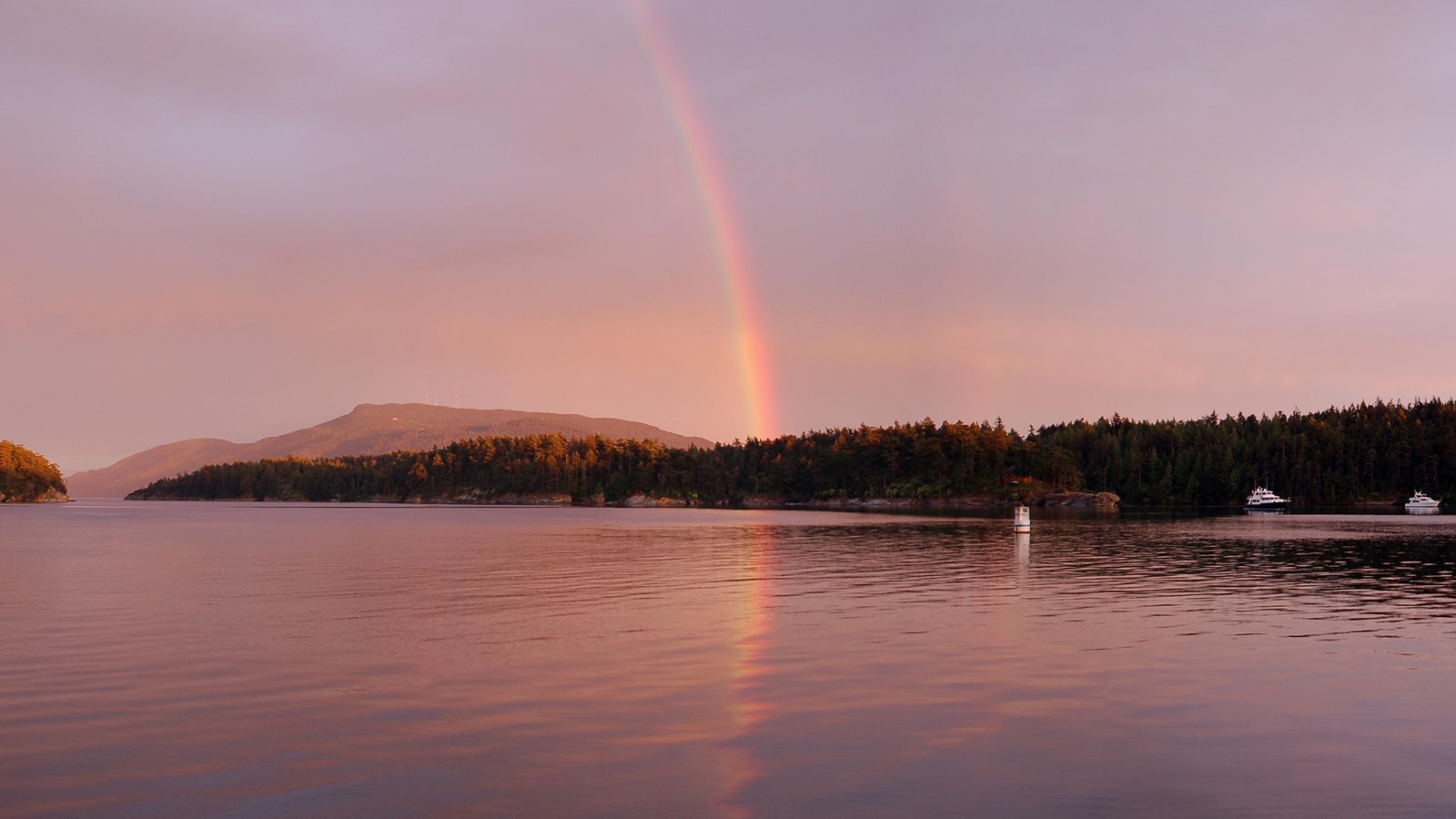 Photo of a sunset on an island
