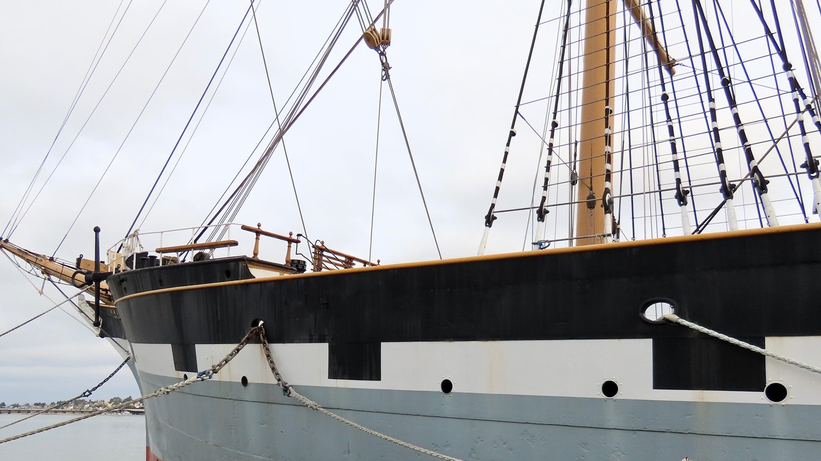 A view of the foreward area of Balclutha\'s deck, including the foremast and the focsle.