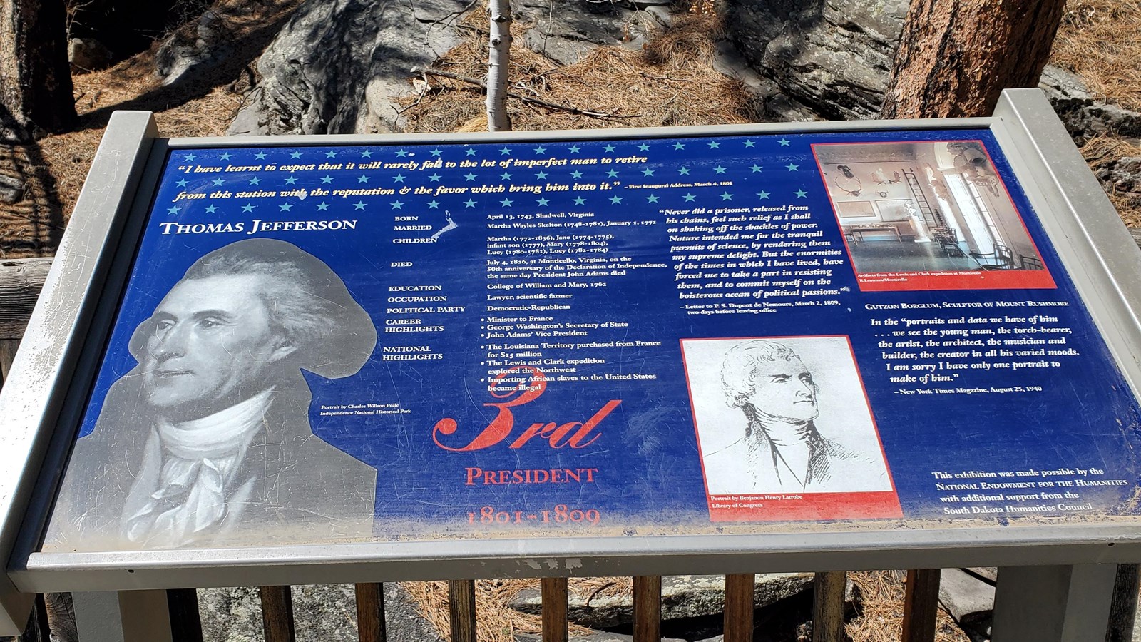 Photo of Thomas Jefferson wayside exhibit,