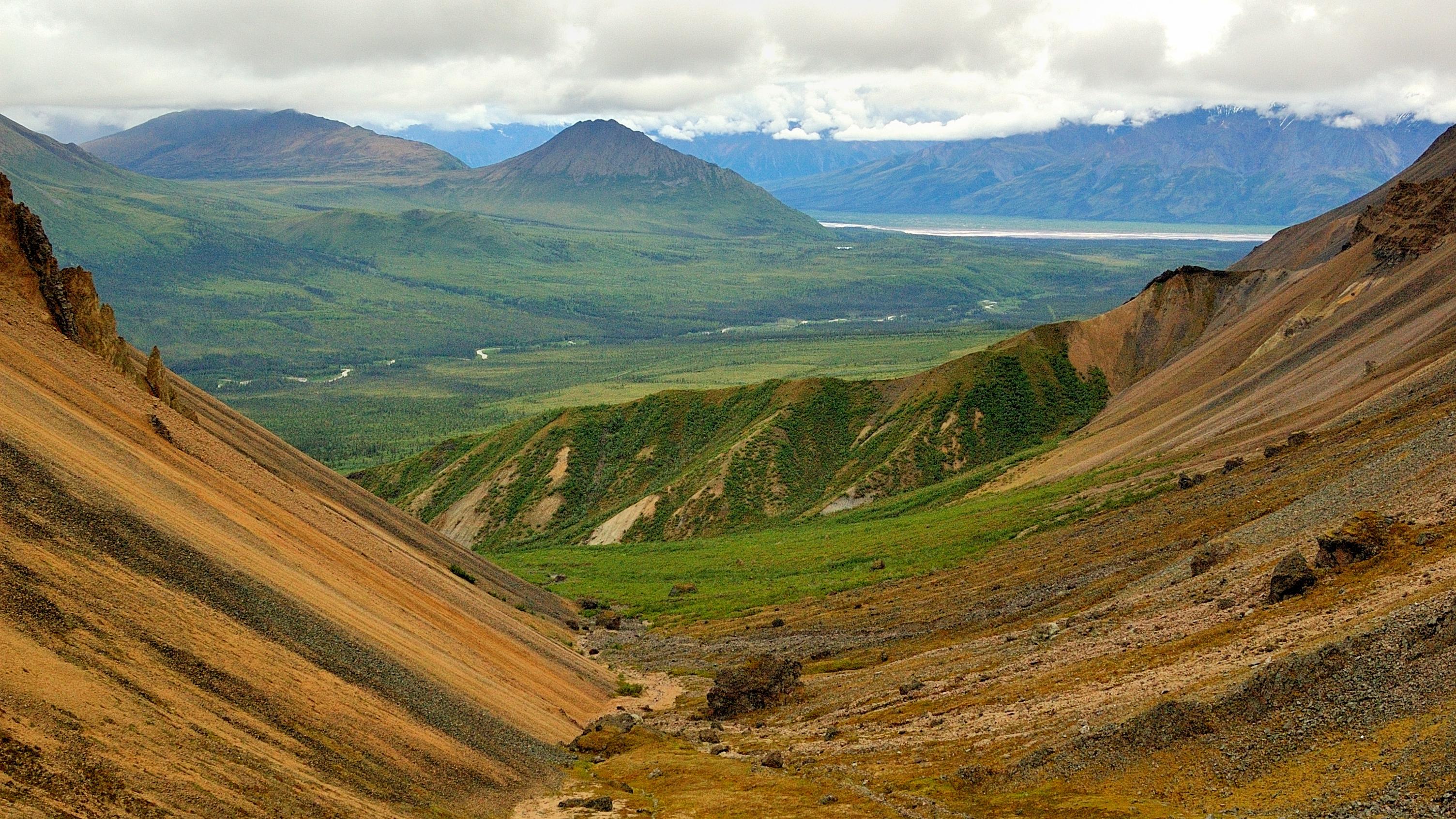 Skookum Volcano (U.S. National Park Service)