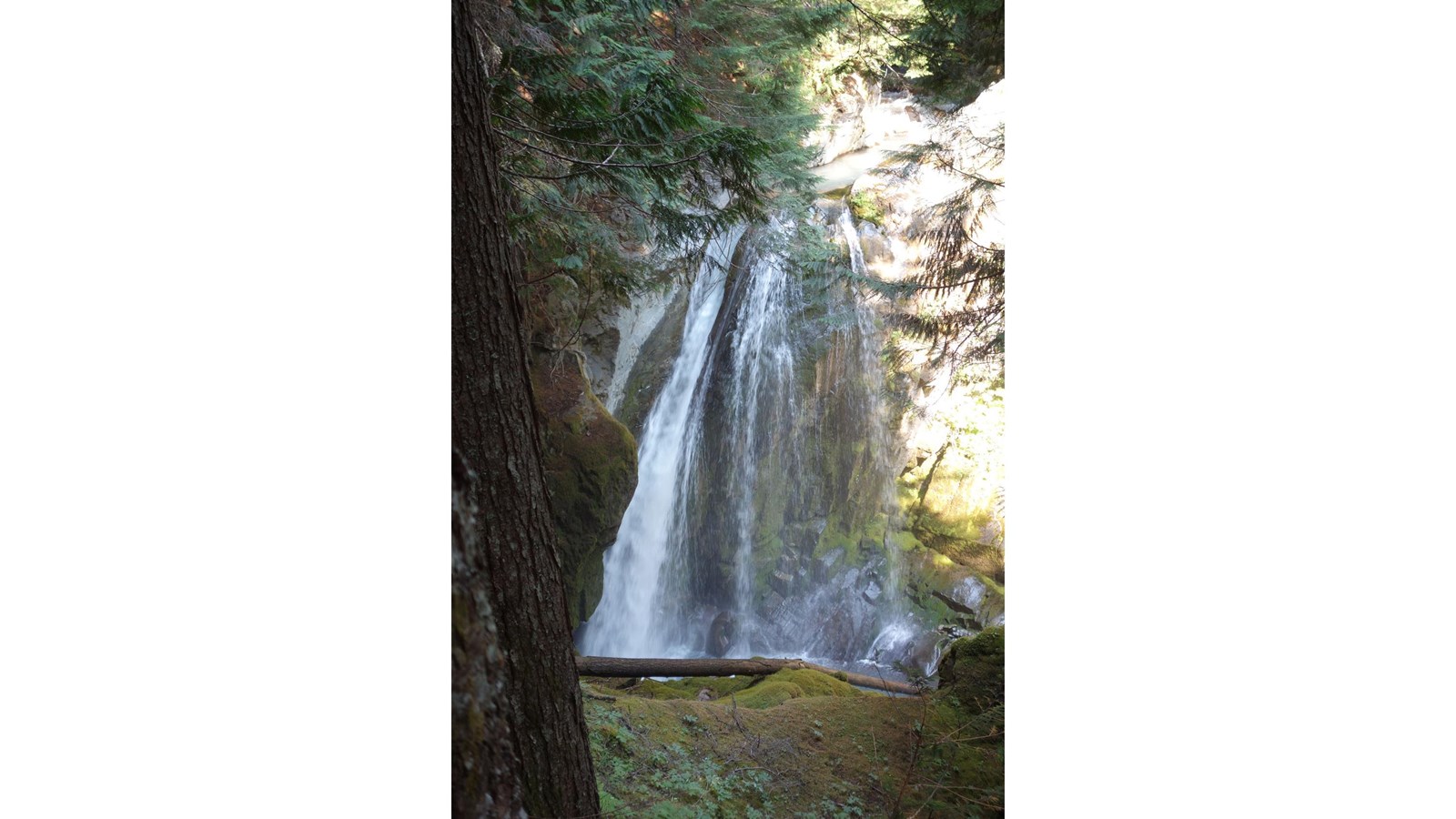 Single drop, fan-shaped waterfall with a height of 43 feet.