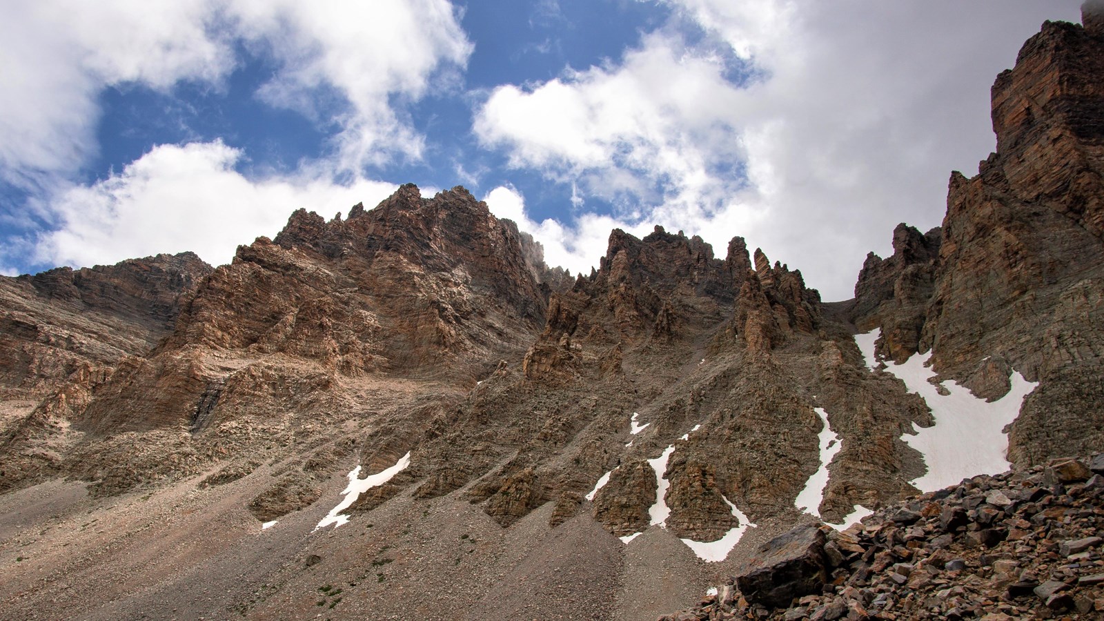 Rocky trail to the glacier surrounded with moraine