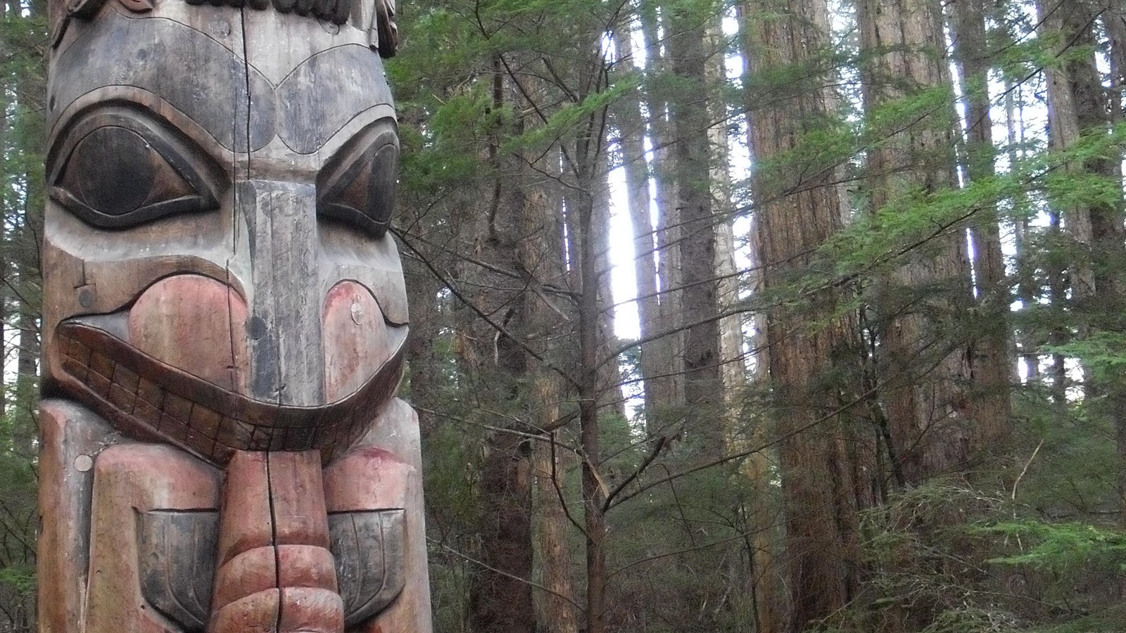 Lakich\'inei Pole