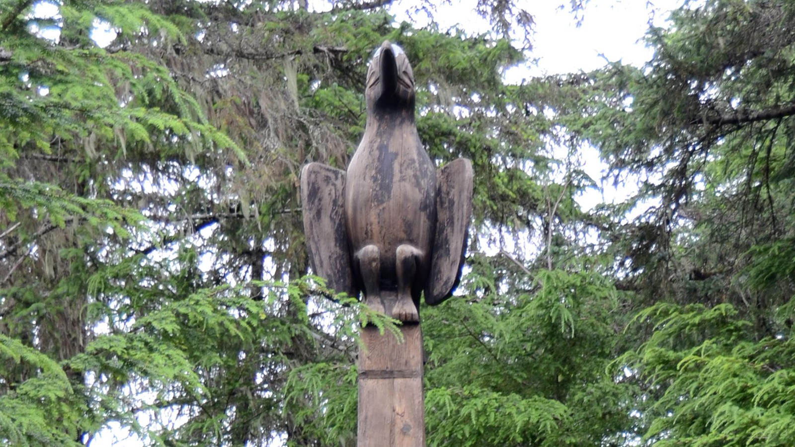Raven Memorial Pole