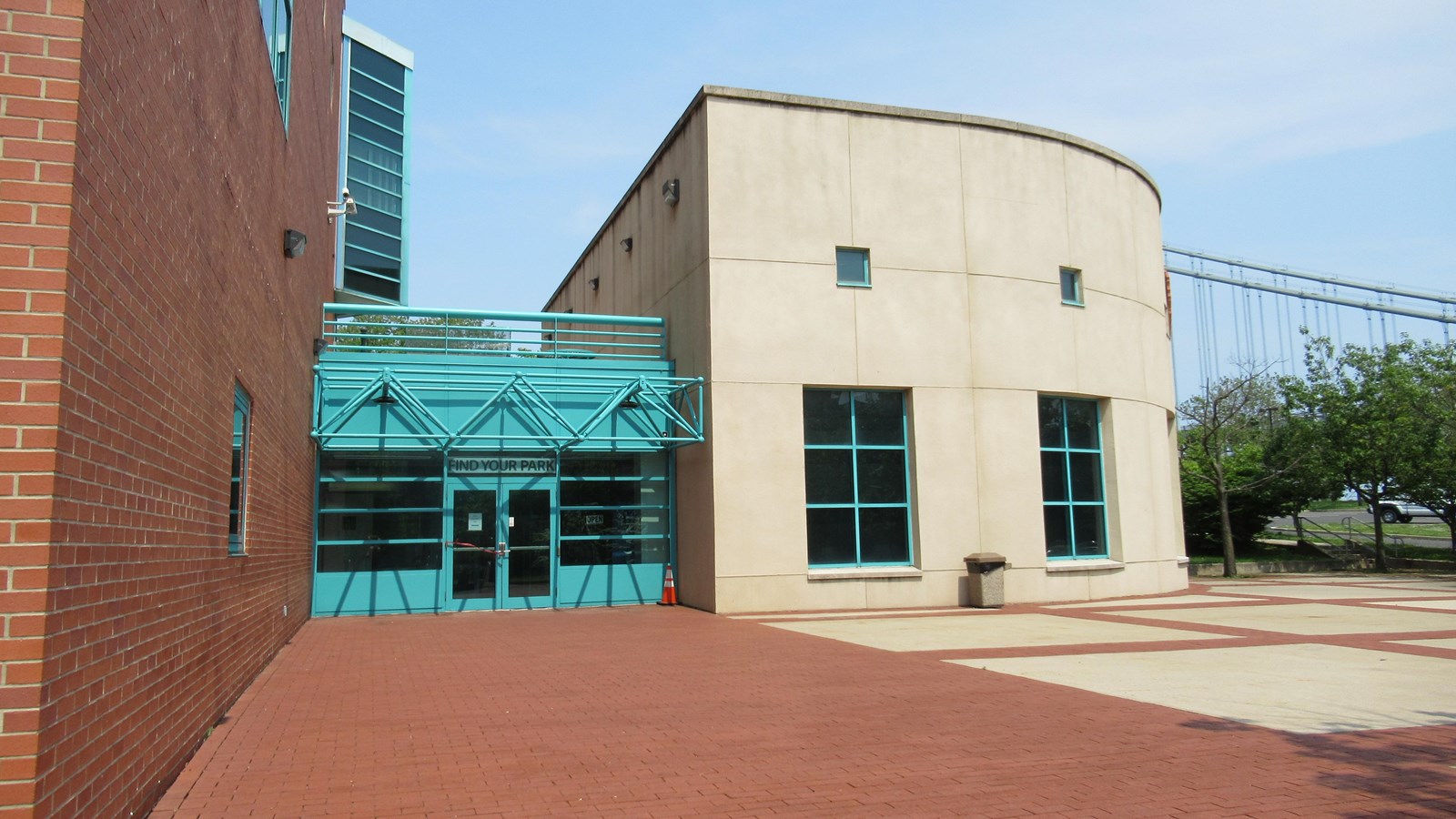 Entrance to Fort Wadsworth Visitor Center