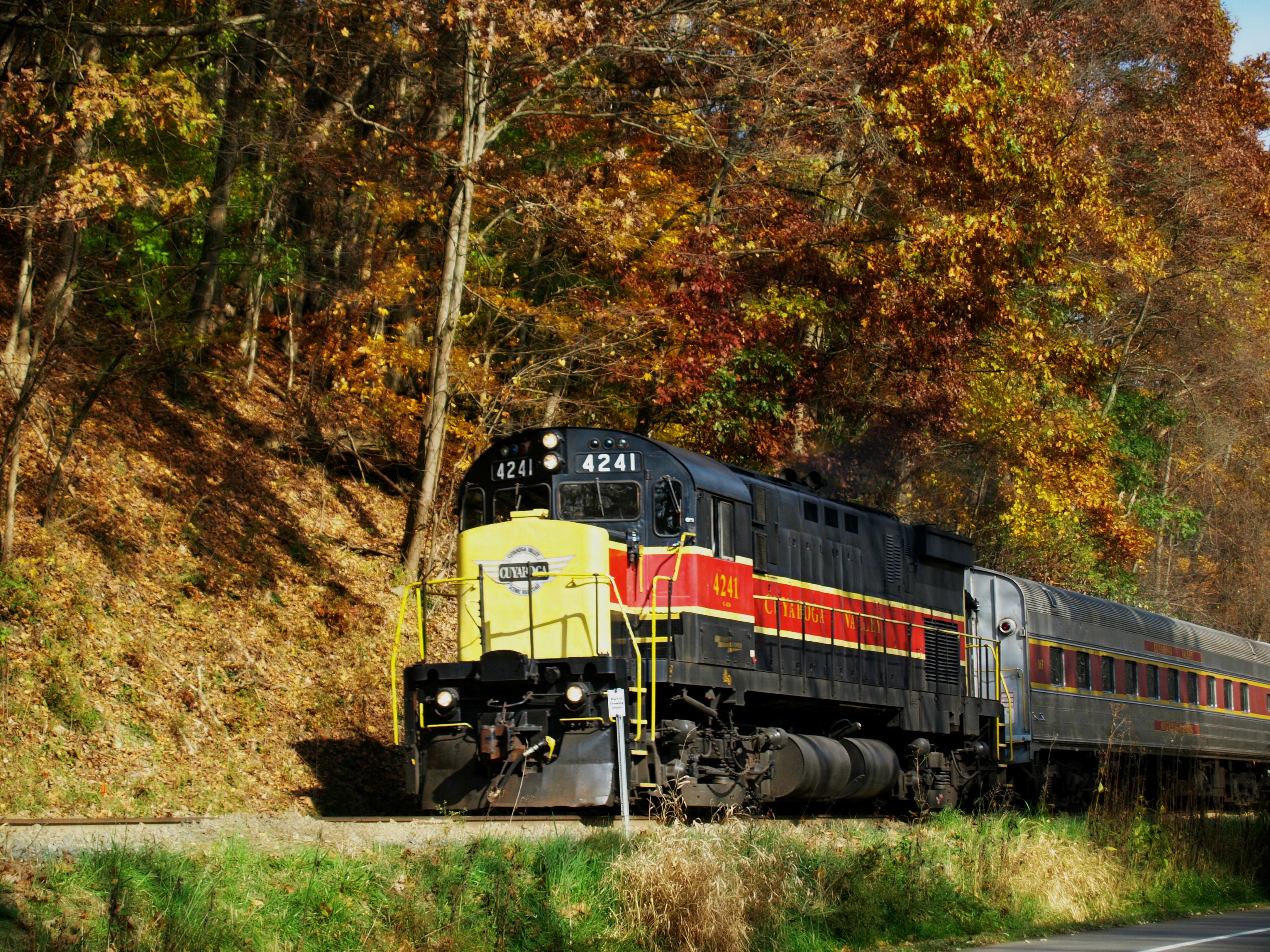 Cuyahoga Valley Scenic Railroad: Fall Scenic Excursion