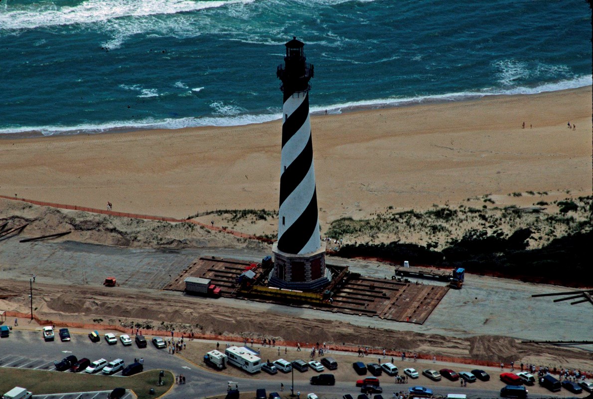 Cape Hatteras Lighthouse moving