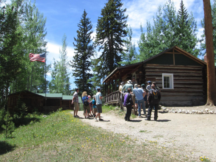 Visitors are gathering for the Holzwarth Stories talk