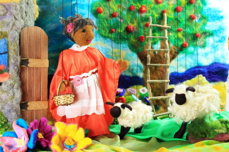 The Apple Tree Puppet Show