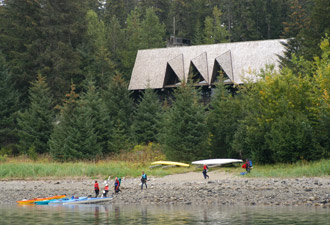 Glacier Bay Lodge is a great base from which to explore the park. Glacier Bay Lodge is a great base from which to explore the park.