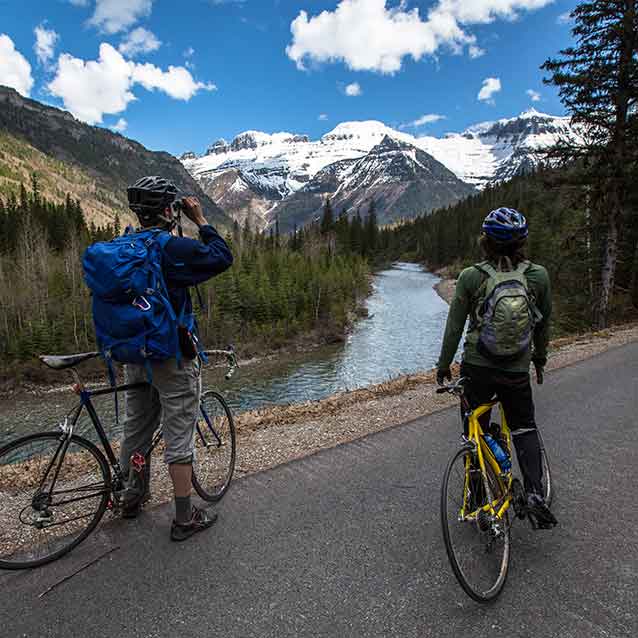 Bikers on the Going-to-the-Sun Road Bikers on the Going-to-the-Sun Road