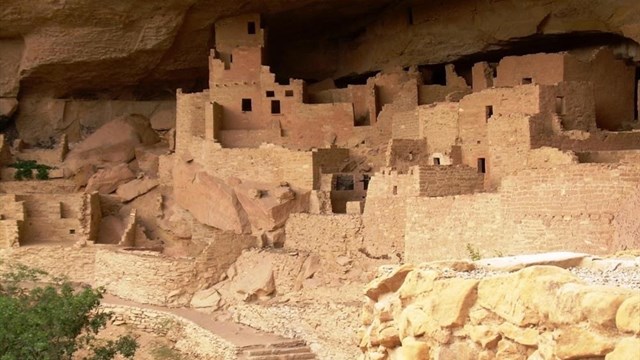 Mesa Verde stone structure