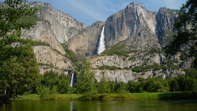 Upper and lower Yosemite falls. NPS/Damon Joyce