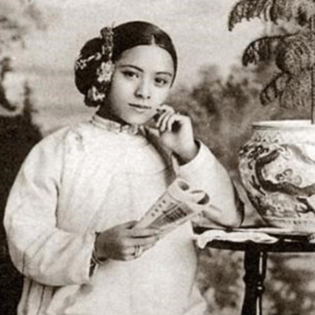 Portrait of Tye Leung Schulze. Courtesy of the Los Angeles Public Library