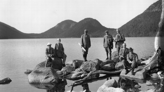 image of George B. Dorr and park advisors at jordan pond