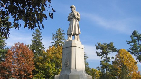 Photo of Private Soldier monument