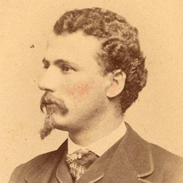 Robert E. Lee, Jr.