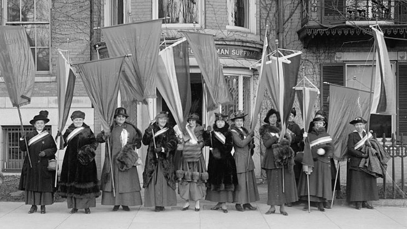 Women picketing in the early 1900s. Library of Congress photo. 
