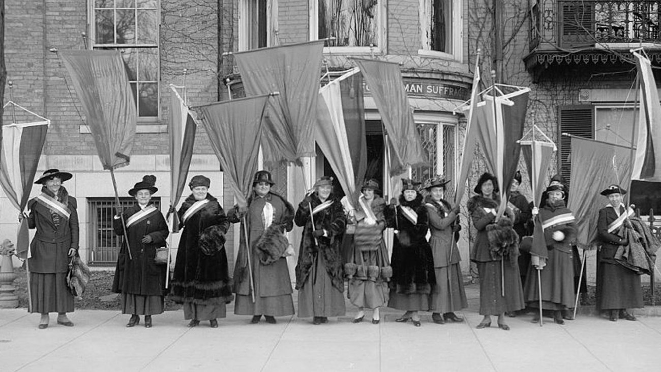 Group of suffragists with picket banners, Library of Congress. 