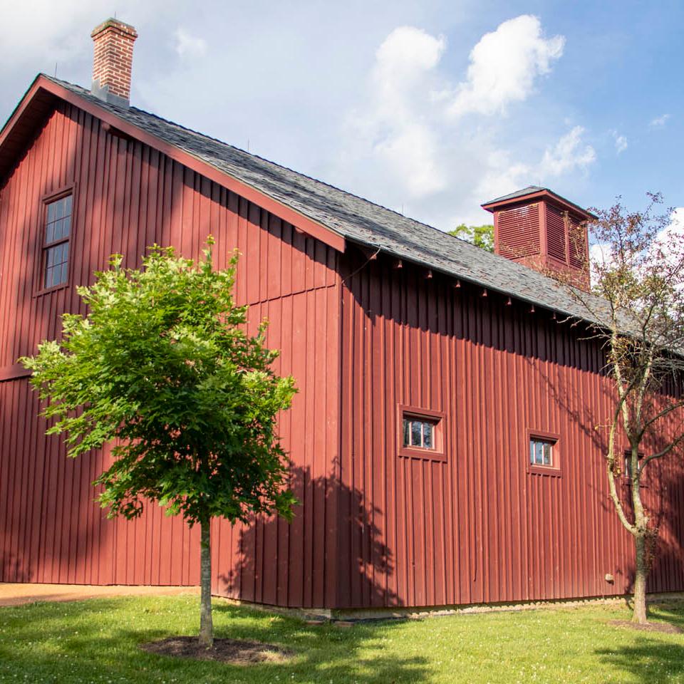 (Horse Barn)