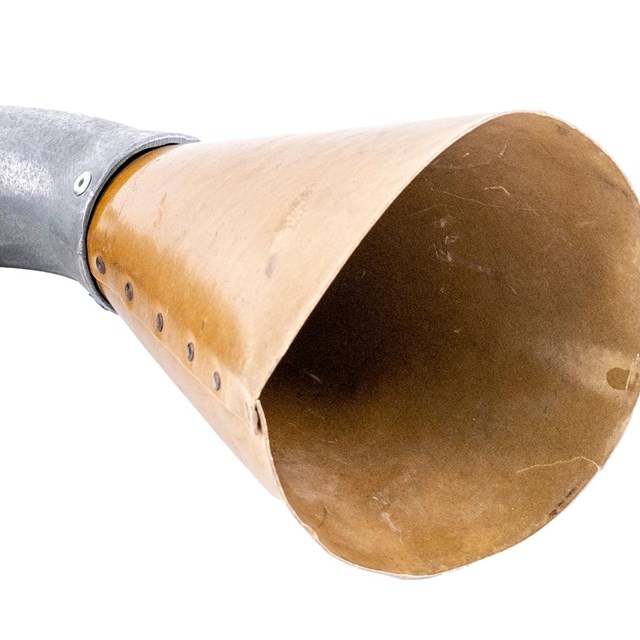 Bullhorn