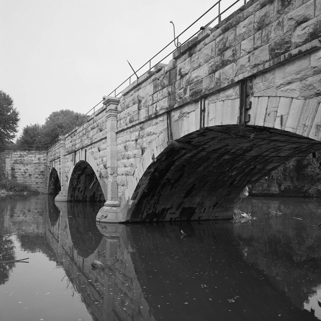 Black and white photograph of Chesapeake & Ohio Canal, Conococheague Creek Aqueduct