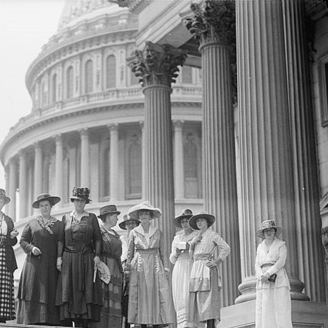 Women in front of Capitol building. Library of Congress. 