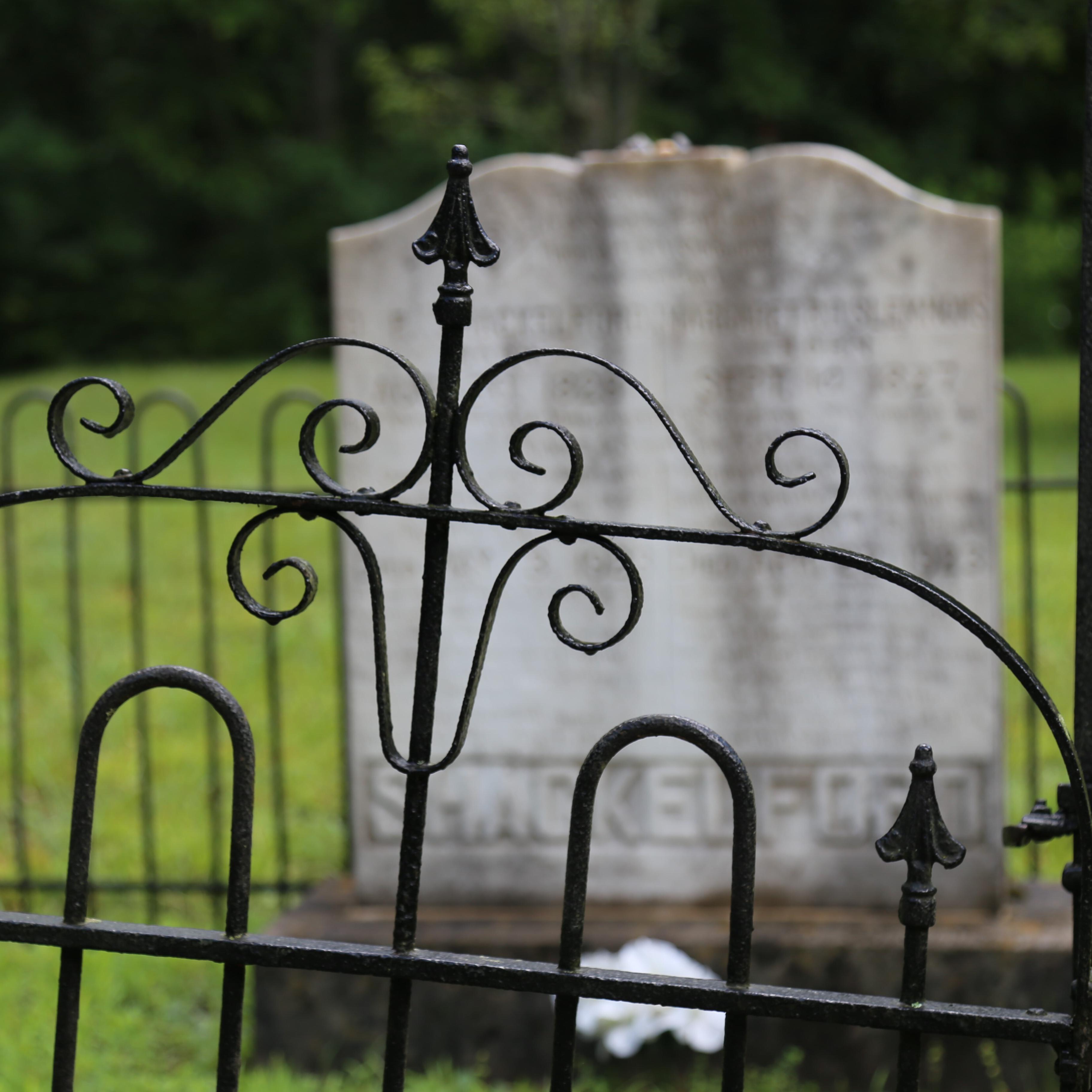 Fence around gravestone