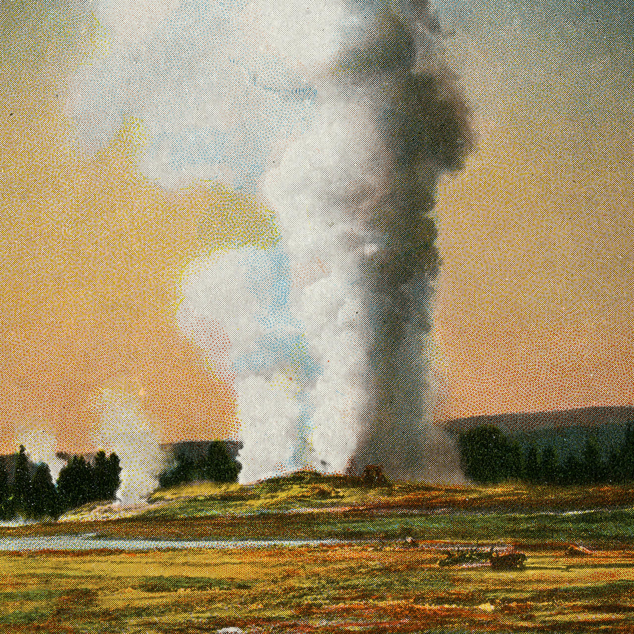 13063. Giant Geyser - 150 FT., Yellowstone Park (Postcard)