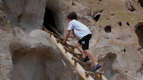 Cavates and stairs on the Main Loop Trail