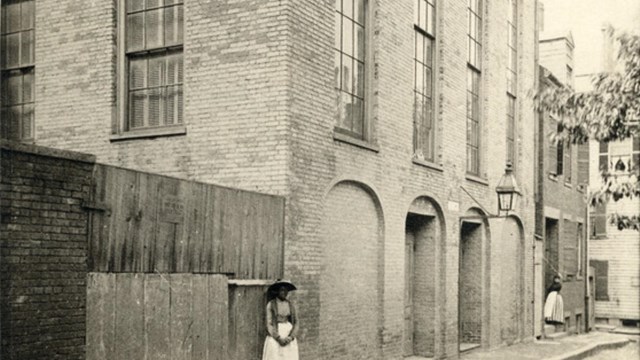 Black and white image of Smith Court, specifically the Abiel Smith School.