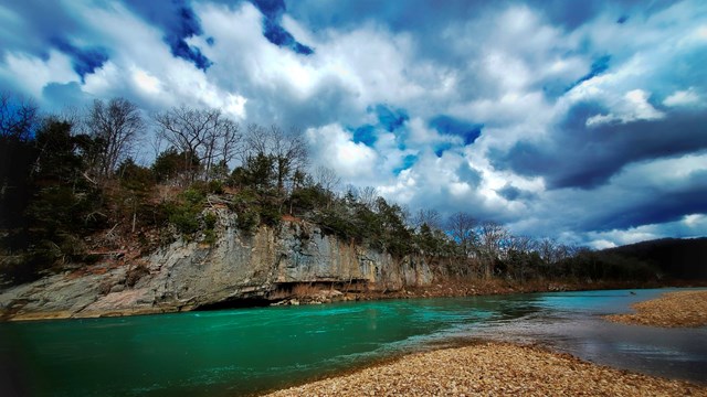 A protruding bluff over the Buffalo River