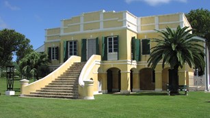 Photo of the Customs House building, Christiansted National Historic Site